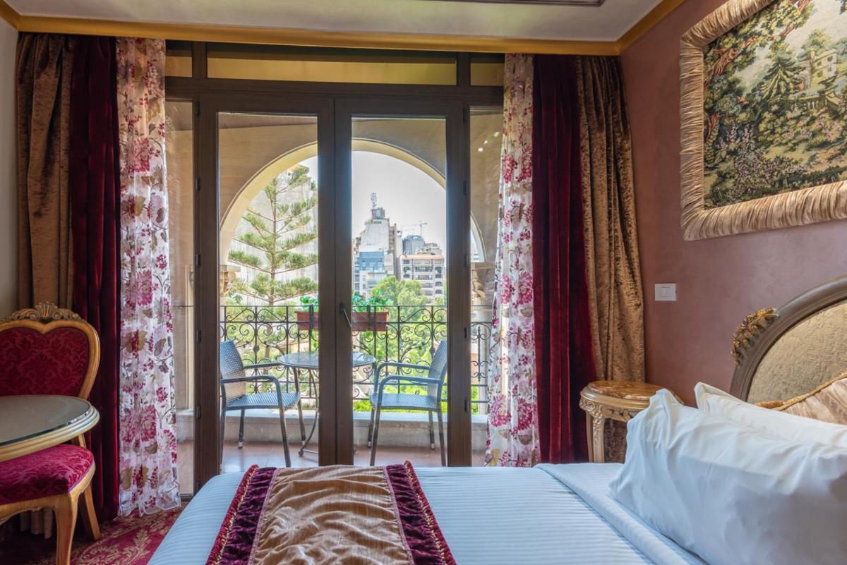 Hotel Q 4*