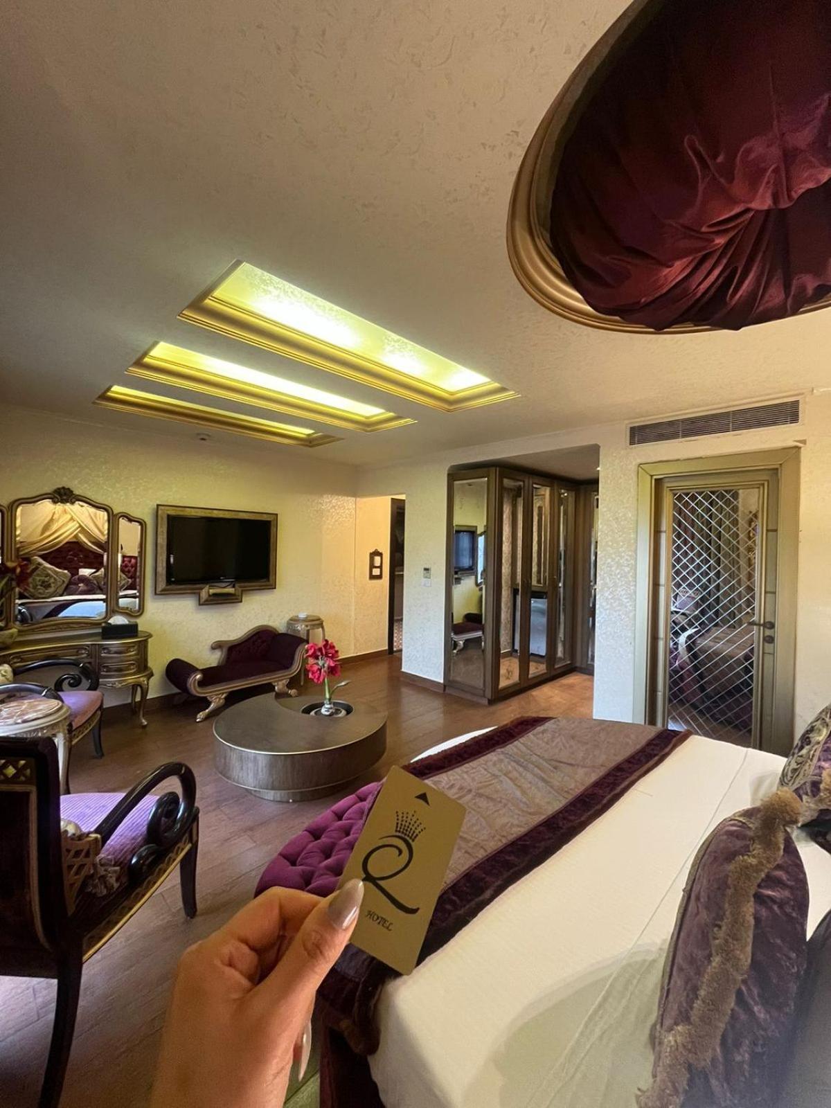 Q Hotel 4*